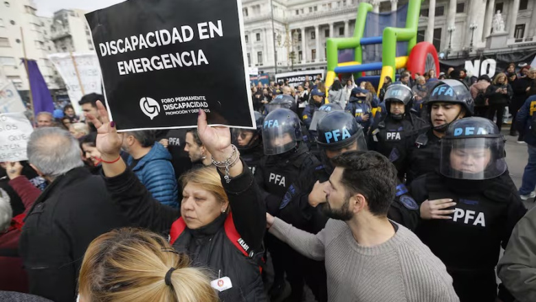 “No es austeridad, es abandono”: fuerte reclamo de miles de personas contra el veto a la emergencia en discapacidad
