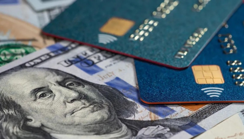 Dólar tarjeta: ARCA elimina ese 30% adicional, pero no en todos los consumos