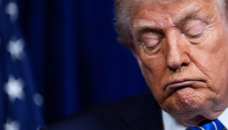 Tras la caída de Maduro, Trump advirtió a Sheinbaum: "Algo habrá que hacer con México"