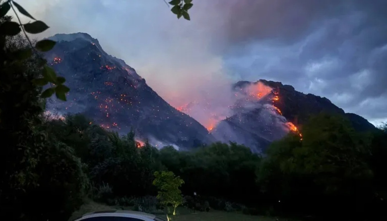 Incendios en Chubut: se reactivó un foco y ya se quemaron 12.000 hectáreas