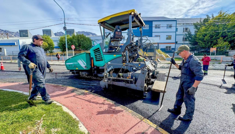 Finalizó la repavimentación de la rotonda de la EPET en Ushuaia