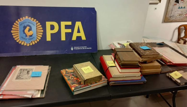 La PFA recuperó más de 200 documentos históricos vinculados a San Martín y otros próceres