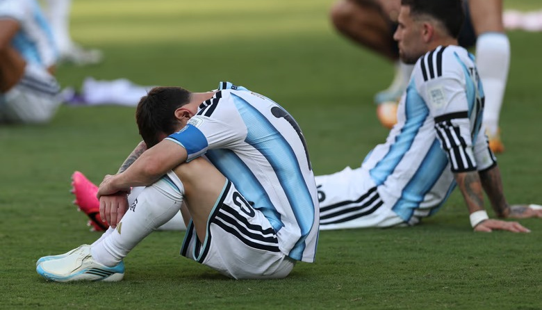 La Selección argentina y las teorías conspirativas: cuando la viralización vale más que el profesionalismo