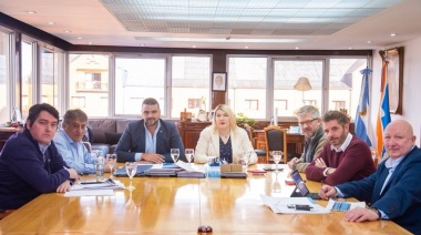 Bertone, Vuoto y Queno coincidieron en la necesidad de fortalecer la defensa del federalismo