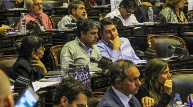 El diputado Martín Pérez presentó proyecto para derogar Decreto 864