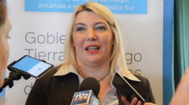 Bertone anunció el pago del aguinaldo en una sola cuota y un bono de fin de año para los estatales de $10.000