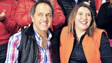 Daniel Scioli llega a Tierra del Fuego para reunirse con la gobernadora Bertone