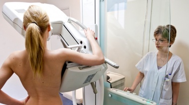 Cáncer de mama: usan inteligencia artificiar para predecir el riesgo de cada mujer