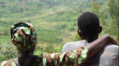 El drama de los miles de hijos de mujeres violadas durante el genocidio de Ruanda