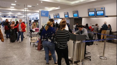 Vuelos demorados en Aeroparque y Ezeiza por una nueva protesta de los aeronáuticos