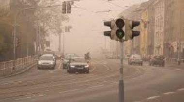 Más riesgo de un paro cardíaco y daños en el cerebro: las consecuencias de respirar aire contaminado