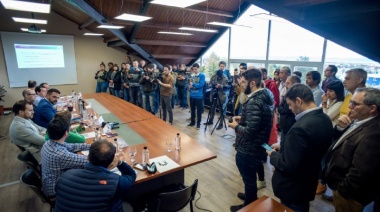 Conferencia de prensa del intendente  Vuoto y el equipo de salud municipal sobre el Coronavirus