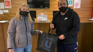 La Municipalidad entregó kit sanitizantes  a gimnasios y entidades deportivas