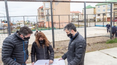 "Este verano finalizaremos 10 playones deportivos en la ciudad"