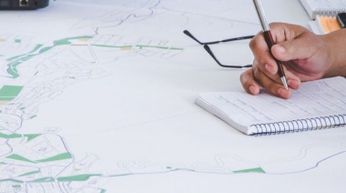 Coordinan capacitaciones y simulacros de emergencias sísmicas