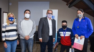 Reconocimiento y apoyo al atleta Nicolás Lima y su entrenadora