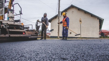 Plan de obras: Comenzó la pavimentación de la calle Cabo Grananniello en el barrio Brown