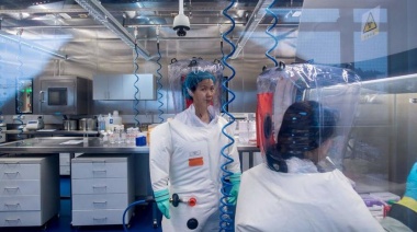 La viróloga en la mira por la fuga del laboratorio rompe el silencio: “Cubren de basura a un inocente científico”