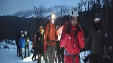 Rescatan a una mujer lesionada en Laguna Esmeralda