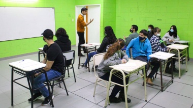 El Municipio de Tolhuin comenzó un Programa de Orientación Vocacional con estudiantes próximos a culminar el secundario.