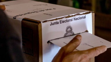 ¿Pegado o no? La Cámara Electoral explicó cómo debe ser entregado el sobre con el voto