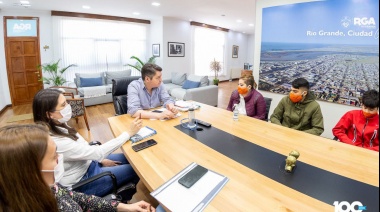 "Unir esfuerzos para afrontar la problemática del suicidio"