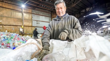 El Ministro Cabandié recorrió la planta recicladora de Ushuaia y junto a Vuoto analizaron el avance de la nueva planta