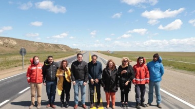 Inauguraron el  pavimento de Ruta 3 entre San Sebastián y la frontera con Chile.