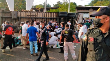 Casi medio centenar de migrantes muertos y 40 heridos en Chiapas