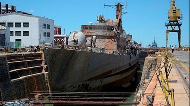 ARA Santísima Trinidad: De liderar la recuperación de Malvinas a irrecuperable