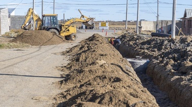 Avanzan obras para evitar inundación de calles en Barrio UOM de Margen Sur
