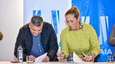 La Municipalidad entregó créditos para viviendas y firmó un convenio con asociaciones cooperativas