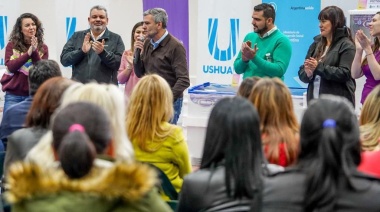 Vuoto y Zabaleta entregaron herramientas a los 91 primer proyectos de mujeres emprendedoras