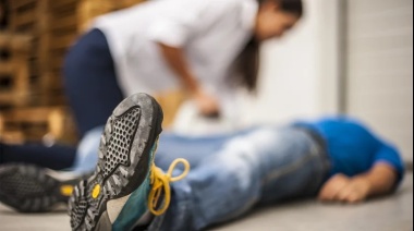 Muerte súbita: Los espacios de alta concurrencia tendrán la obligación de contar con desfibriladores