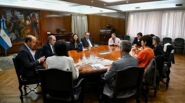 El Gobierno les permitirá a los turistas vender hasta US$5000 al tipo de cambio financiero