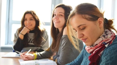 Cómo acceder a ingresos extra por aprender idiomas