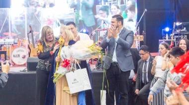 Elena Montiel es la Reina de Adultos Mayores