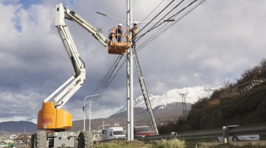 Comenzaron los trabajos de iluminación en la Bicisenda «Pensar Malvinas»
