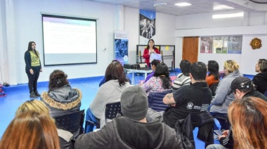 Personal municipal se capacitó en prevención de consumos problemáticos