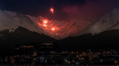 Espectacular Bajada de Antorchas en El  Martial
