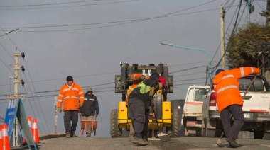 Continúan con el fresado de Avda.Magallanes