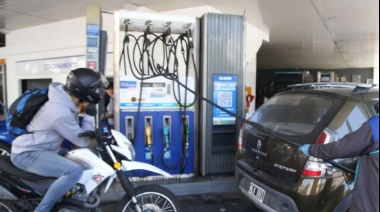 Sin informarlo de forma oficial, aumentaron los combustibles en estaciones de YPF