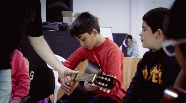 Dieron comienzo los Talleres de Guitarra