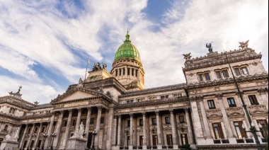 La Cámara de Diputados elimina 78 cargos jerárquicos y 220 contratos