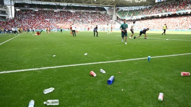 Juegos Olímpicos 2024 | Invasión, botellazos y bombas de estruendo en el final de Argentina-Marruecos