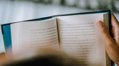 "Poesía en las orillas": Se realizará un encuentro de poetas y músicos en Ushuaia