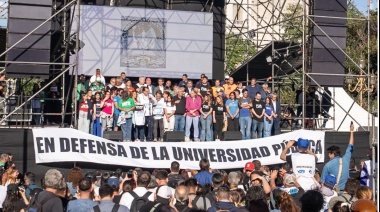 El documento completo que los estudiantes leyeron frente al Congreso en la Marcha Universitaria