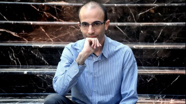 Yuval Noah Harari analizó cómo impactará la Inteligencia Artificial en el poder: democracias, dictaduras, burócratas y “Terminators”