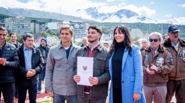 Se inauguró el Ciclo Cultural, Académico y de Capacitación "Hacemos Soberanóa en Ushuaia"