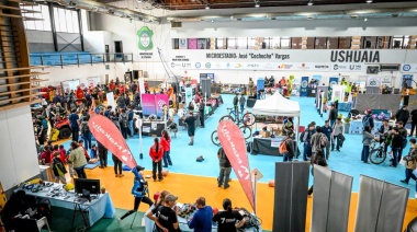 Mas de 8000 vecinos recorrieron los stands de  la "Expo Ciudad Segura"
